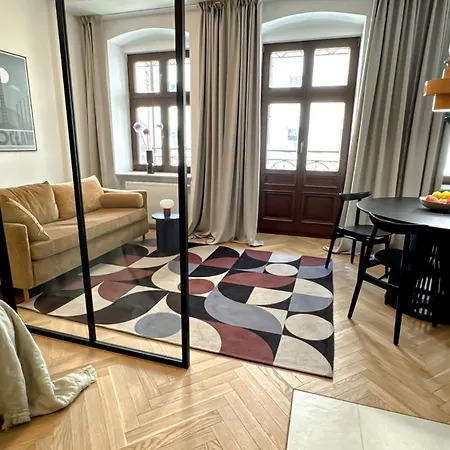 Artecento Premium Old Town, Underground Parking * Wrocław