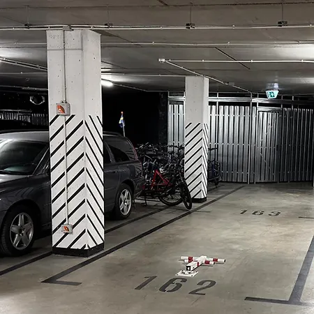 Artecento Premium Old Town, Underground Parking Вроцлав