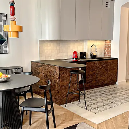 Artecento Premium Old Town, Underground Parking * 브로츠와프